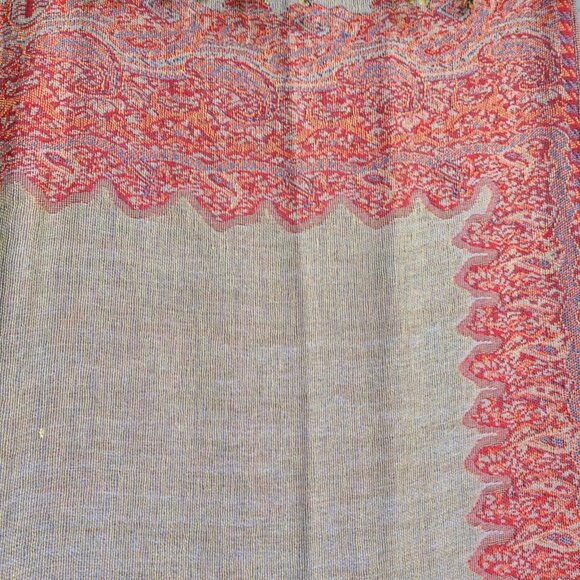 Red Gold Reversible Pashmina in Red and Gold - Picture 13 of 15